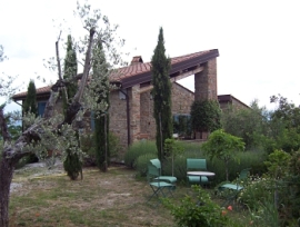 Ristrutturazione di un rudere in loc. Vitigliano, nel Comune di Vicchio (FI) - pr. Ovest dopo