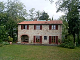 Modifiche interne e sistemazione esterna in loc. Pratale di Sopra, nel Comune di Vicchio (FI) - Pr.S