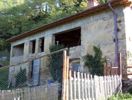 Ristrutturazione di un ex fienile in loc. Il Poggiolo nel Comune di Borgo San Lorenzo (FI) - F.pr.O